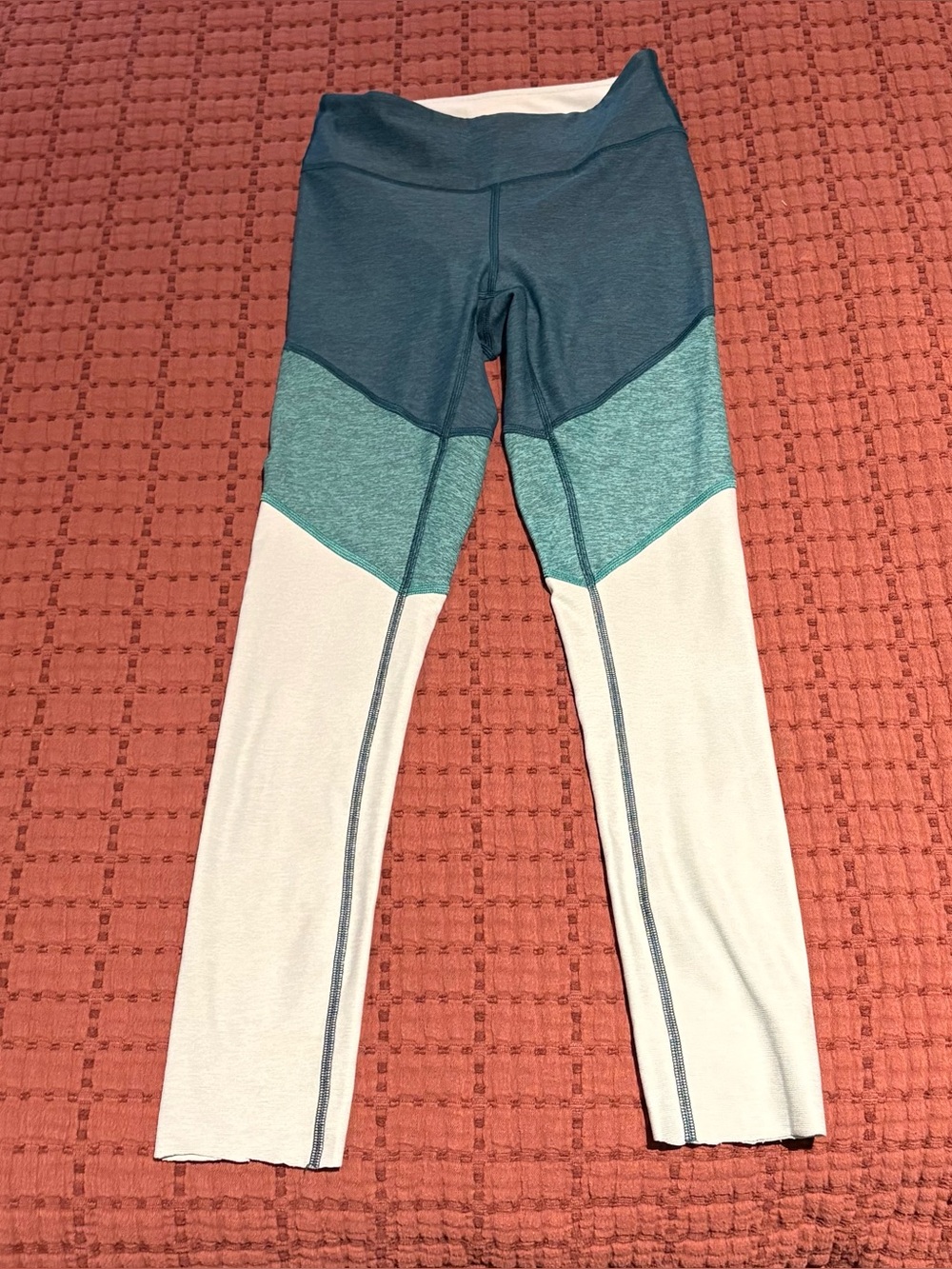 Outdoor Voices . Tri-Tone Colorblock Leggings . XS 💙 - Picture 3 of 4